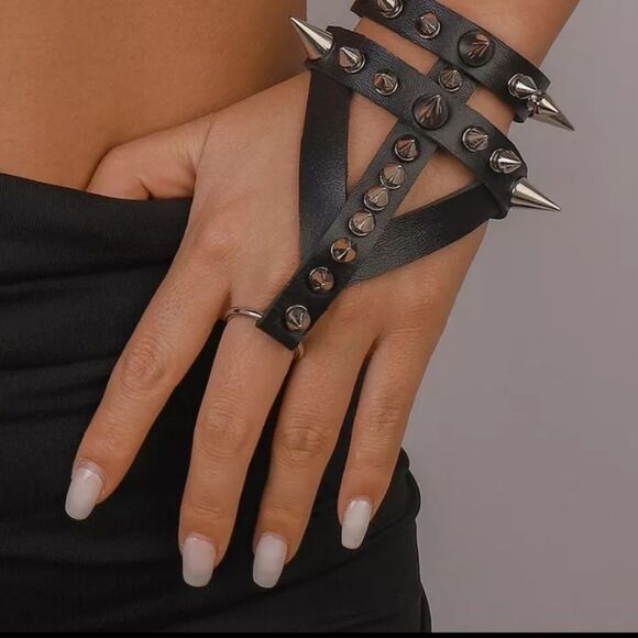 NWOT Pink Studded Open Glove - Picture 3 of 3